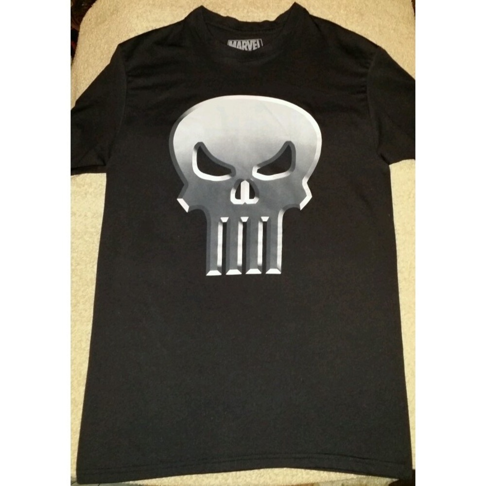 Men's Sz small marvel‎ The Punisher black grey and white t-shirt